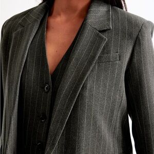 Abercrombie & Fitch Charcoal Blazer